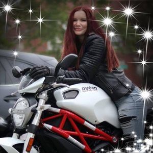 Meet your Posher, Michelle